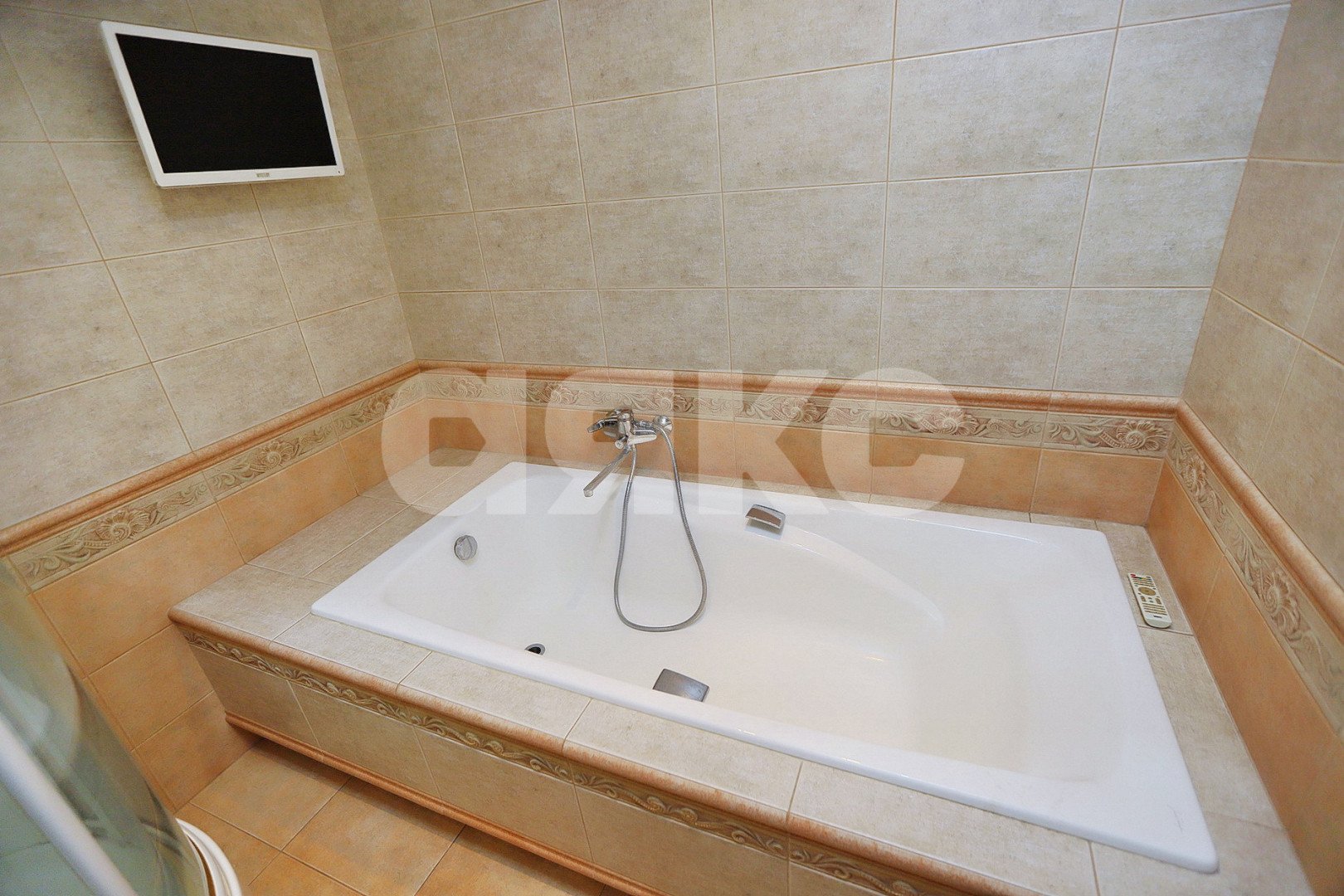 Фото №20: 2-комнатная квартира 86 м² - Липецк, Октябрьский округ, мкр. 27-й, ул. имени А.И. Хорошавина, 11